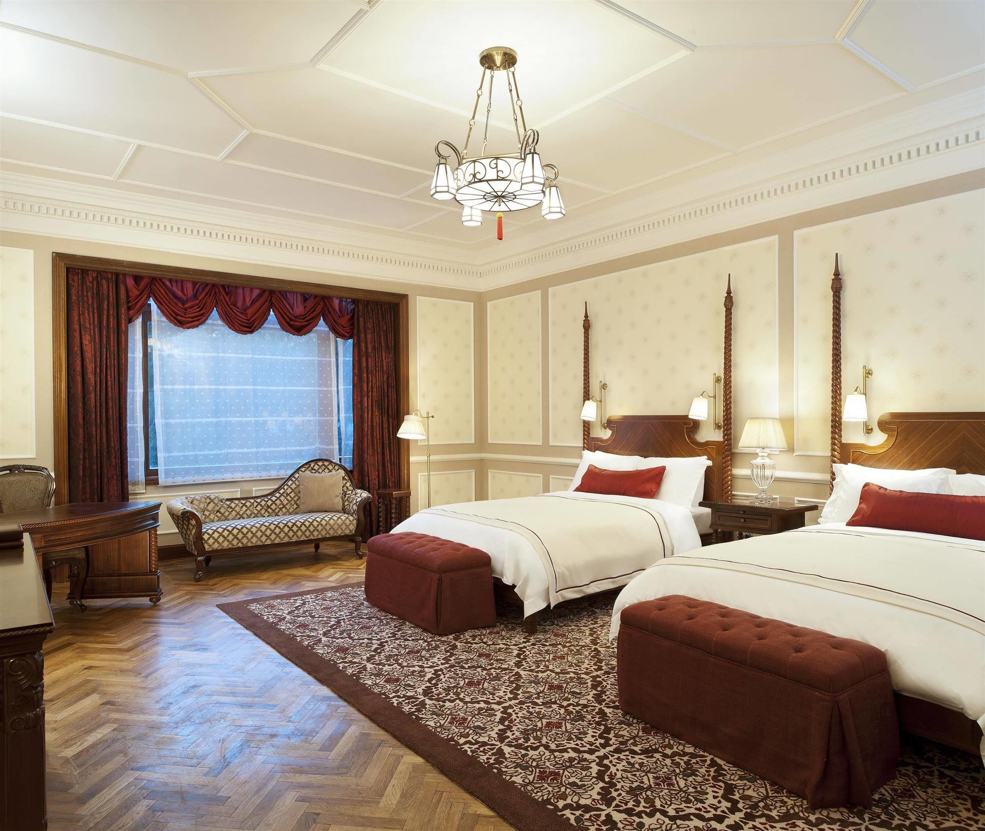 The Astor Hotel, Tianjin Zimmer foto